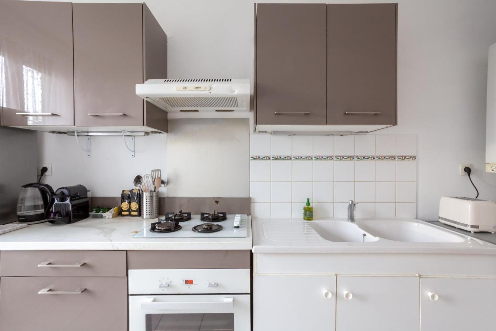 리옹 Spacious 1Br | Near City Center & Baby-Friendly! 아파트 외부 사진